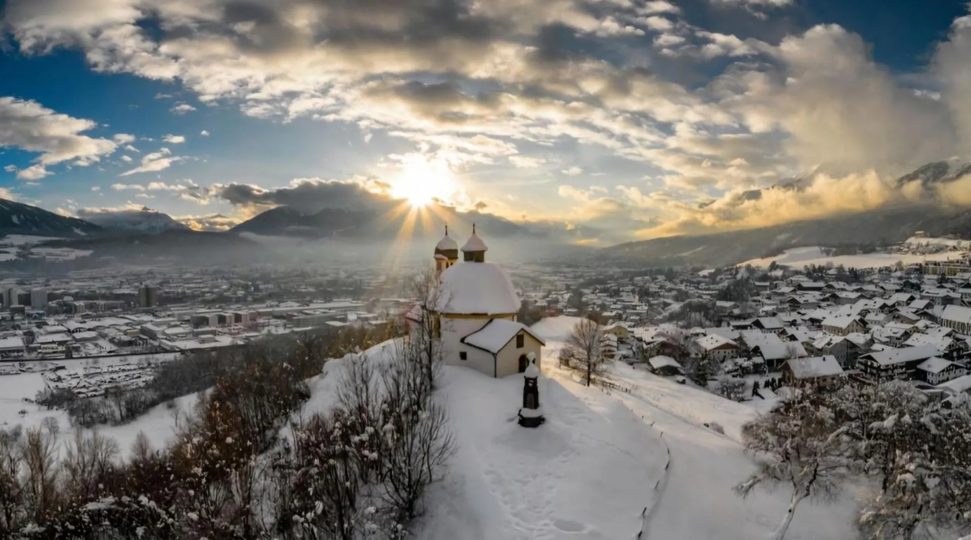 דירה Sonnige Und Ruhige Wohnung In Innsbruck - Stadtrand אוסטריה